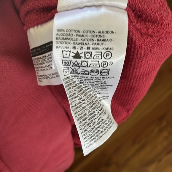 Levis Crewneck Sweatshirt - Picture 7 of 7